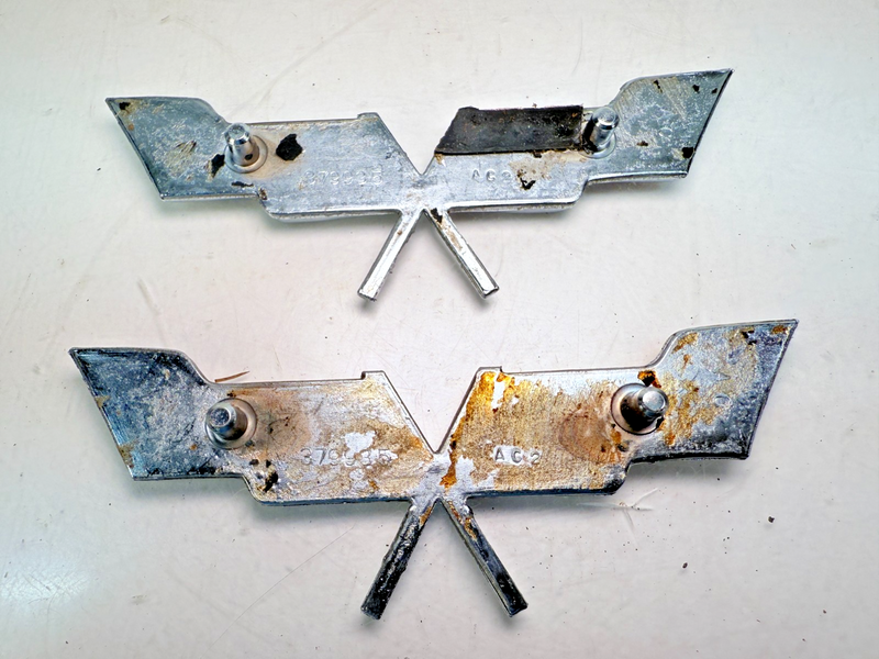 OEM 1977 1978 C3 Corvette PAIR Gas Door Cross Flag Emblem GM 379935 E7-46