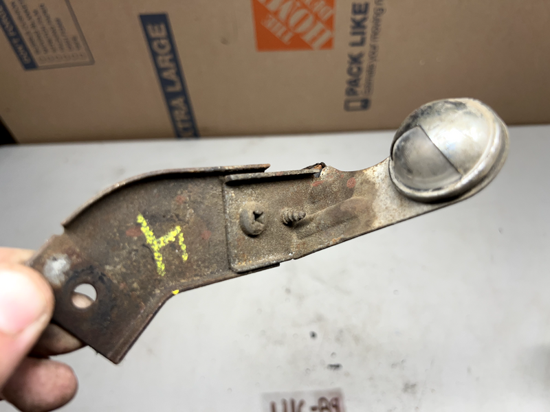 FORD THUNDERBIRD LICENSE PLATE LIGHT LAMP LENS 1961-1963 61-63 OEM U1C-B9-4