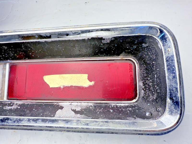 OEM 1967 1968 CHEVY Camaro PAIR Tail lights LH 5959299 RH 5959300 B20-1