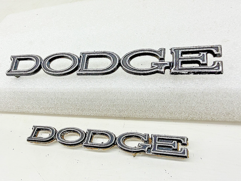 OEM MoPar 1969 Dodge Dart Hood Emblem 69 GT GTS 340 383 440 2898866 E10-49