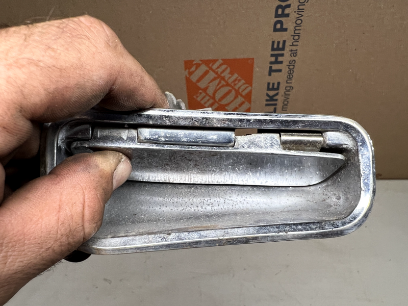 1969-1982 Corvette Exterior Outer Door Handle DOOR HANDLE SET U1A-B14