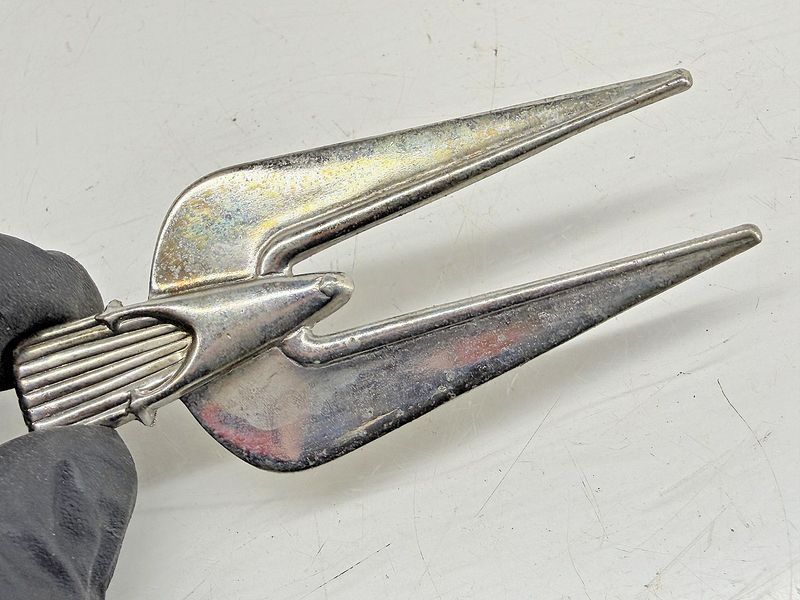 OEM 1958 - 1964 STUDEBAKER HAWK PAIR EMBLEM BADGE E9-58