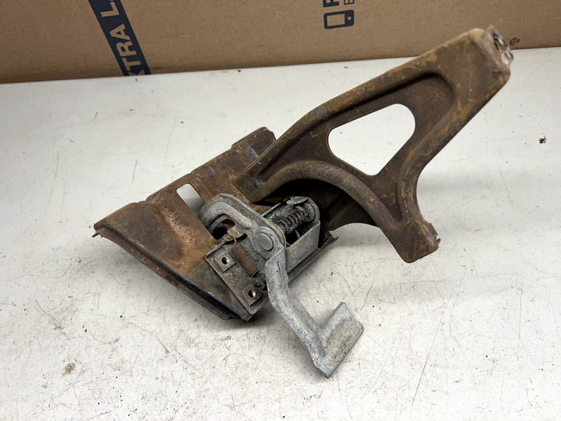 1960 60 Chevy Impala Belair Biscayne Hood Latch Release Handle GM 02DA2 B22-1