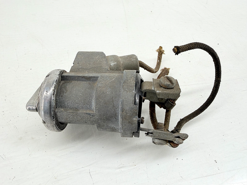 OEM 1951 - 1955 Chevrolet Bel Air GMC Truck Delco Remy Ignition Switch C67-70