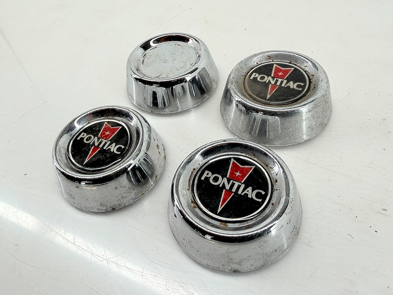 RARE OEM Pontiac Firebird Trans Am SET of Center Caps 200838 C67-99