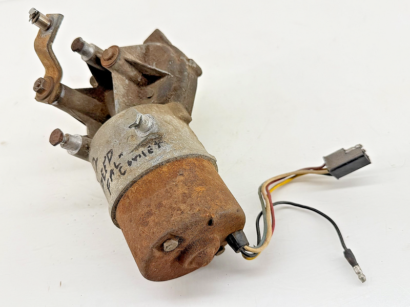 OEM 1963 1964 Galaxie Two Speed Windshield Wiper Motor & Mercury STD COMET B78-4