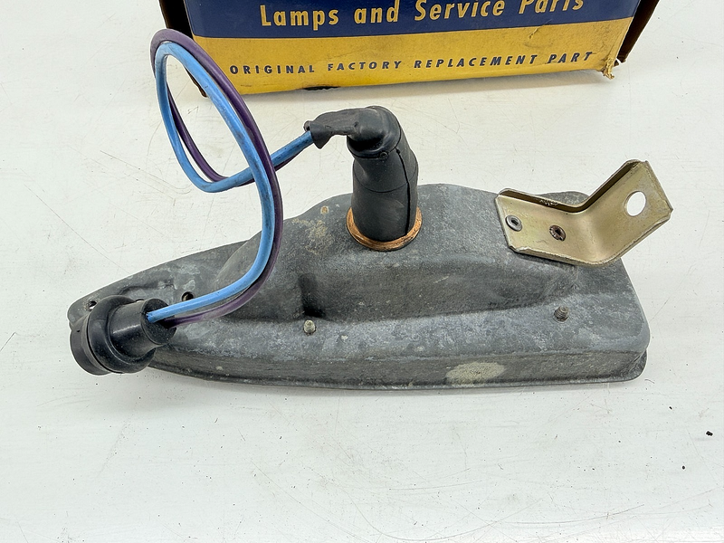 NOS 1959 Chevrolet Belair Biscayne Impala RH Parking Lamp Assembly Light C73-2