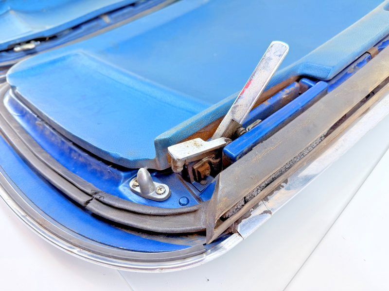 1968 1969 1970 1971 1972 1973 1974 1975 Corvette Coupe T-Tops Roof Panel U3B