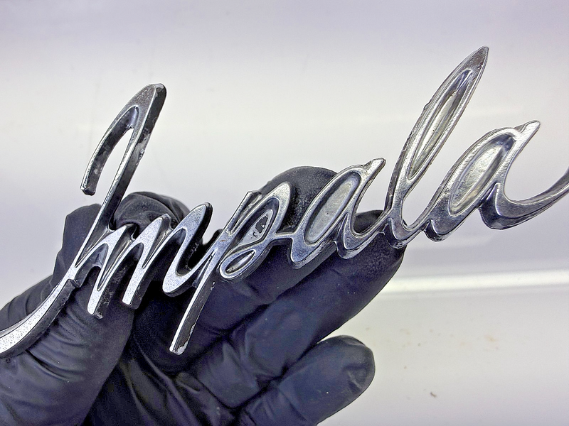OEM 1971 - 1973 Impala Roof Panel Script Emblem GM 9837199 E8-73