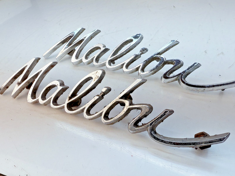 OEM 1964 - 1967 Chevrolet Malibu PAIR Emblem Badge GM 7660543 1965 1966 E5-39