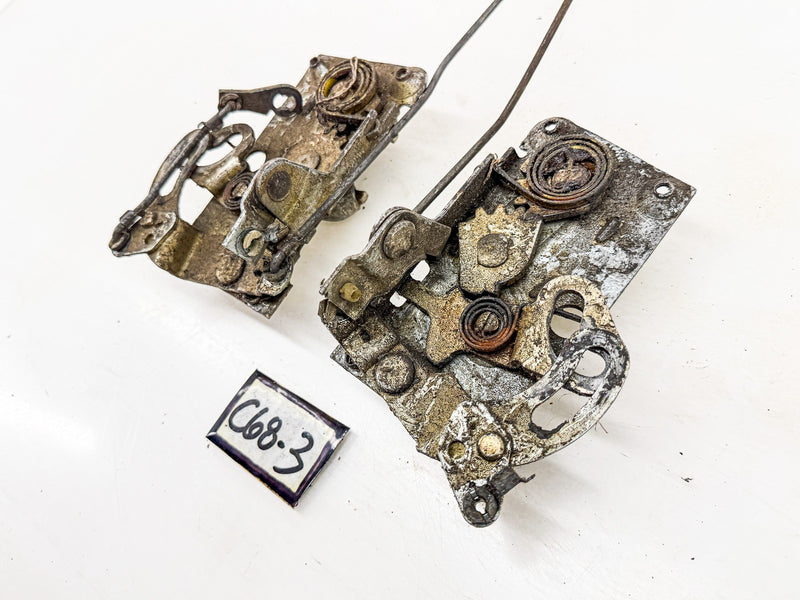 OEM 1964 - 1966 FORD FALCON MUSTANG DOOR LATCH PAIR LH RH C78-3