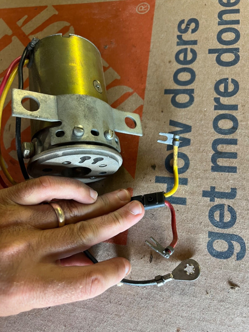 NOS 1961-1966 ESQ-4001-B Ford Thunderbird Convertible Top Motor Pump 63 64 65 66