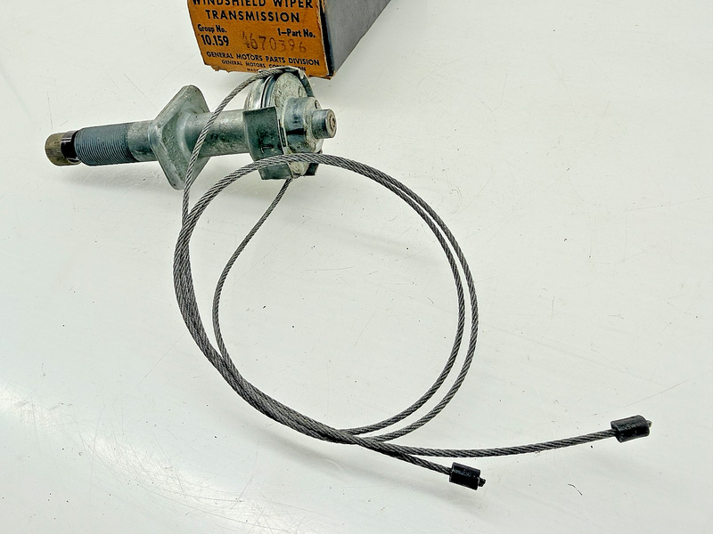 NOS 1955 1956 Chevrolet First Design RH Wiper Transmission GM 4670396 C71-54