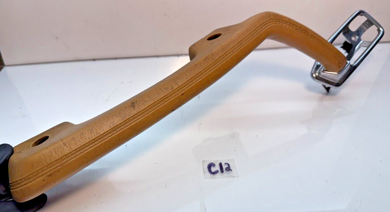 OEM 1979 - 1985 Mercedes W123 300TD Front Interior Right RH Door Handle C13-8