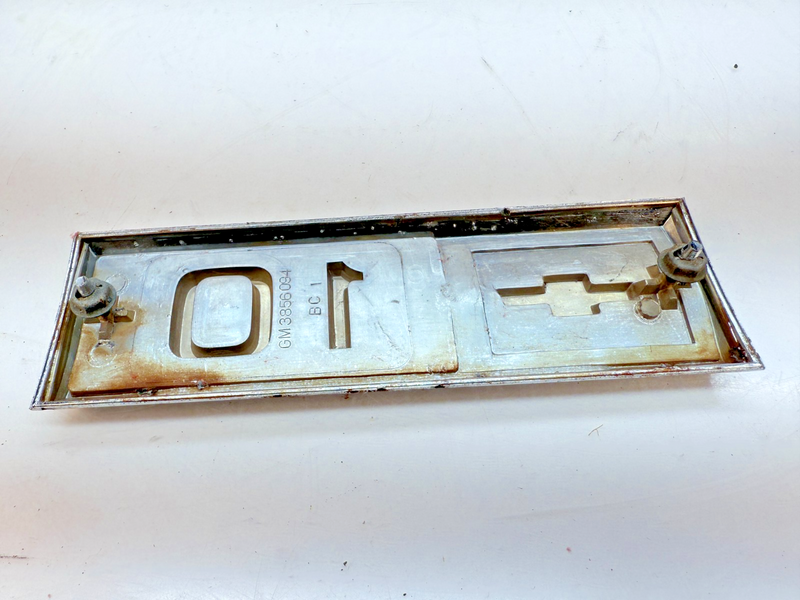 OEM 1965 Chevy Truck C10 Side Emblems 3856094 Chevrolet Half Ton E6-104