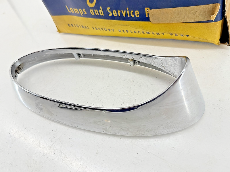 NOS 1954 Chevrolet Bel Air 210 150 Tail Light Bezel 5941670 C71-9