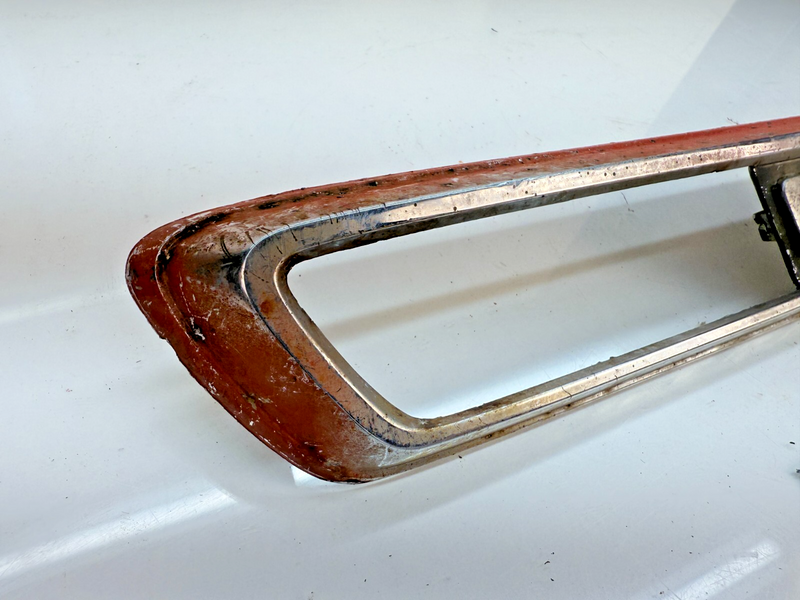 OEM 1968 - 1972 Ford Truck F100 LH Hood Emblems Badge C8TB-16721-A B66-26