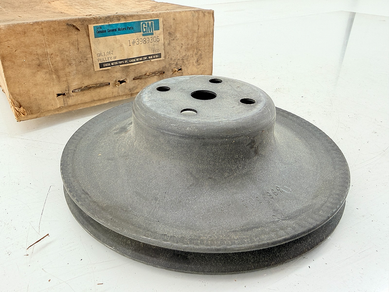NOS 1969 - 1972 Corvette Camaro Nova Chevelle SS Water Pump Pulley 3989305 C72-4