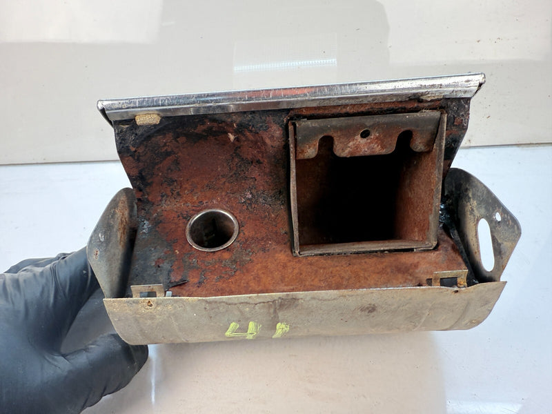 OEM 1959 1960 Chevrolet Impala Ash Tray Door & Trim Molding & Hinge 59 60 B44-41