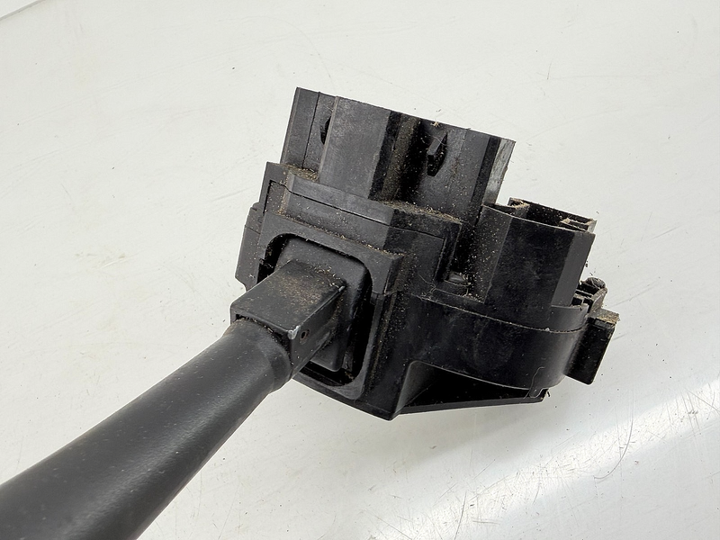OEM 1987 - 1989 Ford Mustang Windshield Wiper & Turn Signal E8ZC-13K359-AA C65