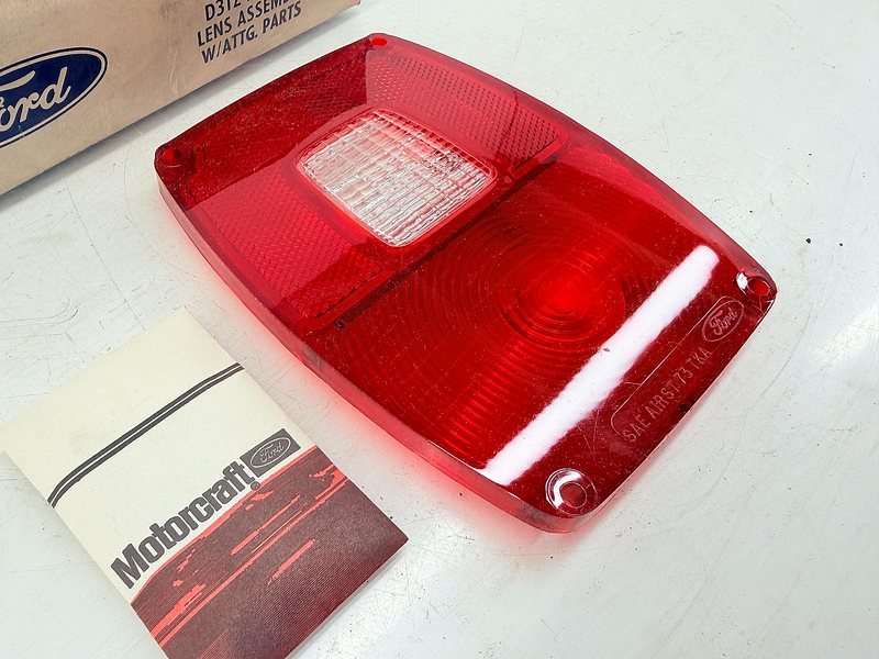 NOS 1973 - 1987 Ford F150 Tail LIGHT Lens F100 STEPSIDE FLARESIDE D3TZ13450B C73