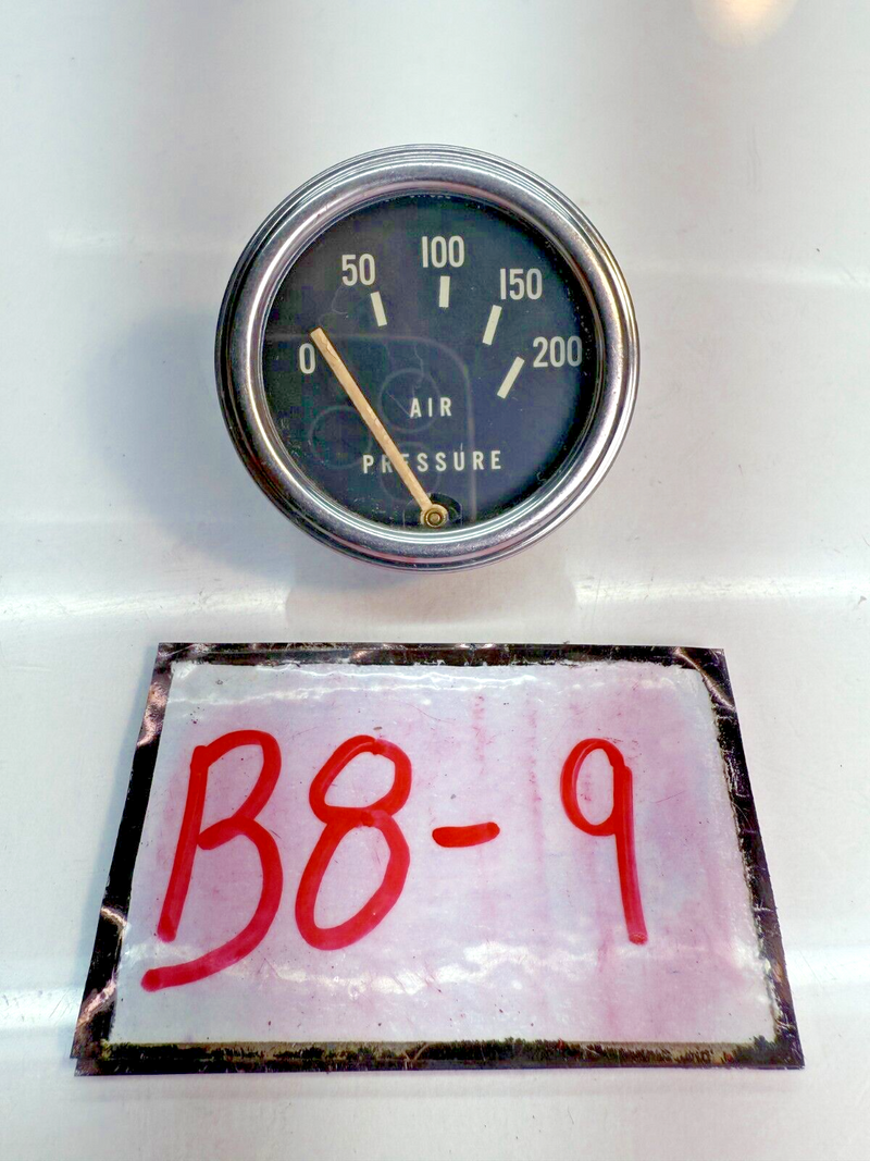 VINTAGE OEM STEWART WARNER AIR PRESSURE GAUGE 0 - 200 LB PSI 817626 B8-9