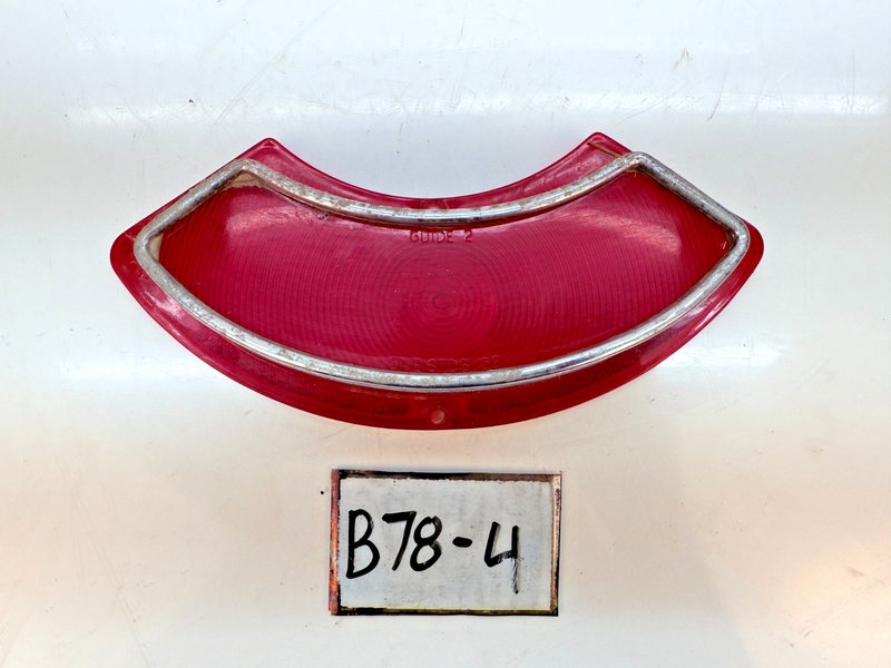 OEM 1962 Pontiac Catalina Tail Light Lens GUIDE 2 SAE STDB 62 5953093 B78-4