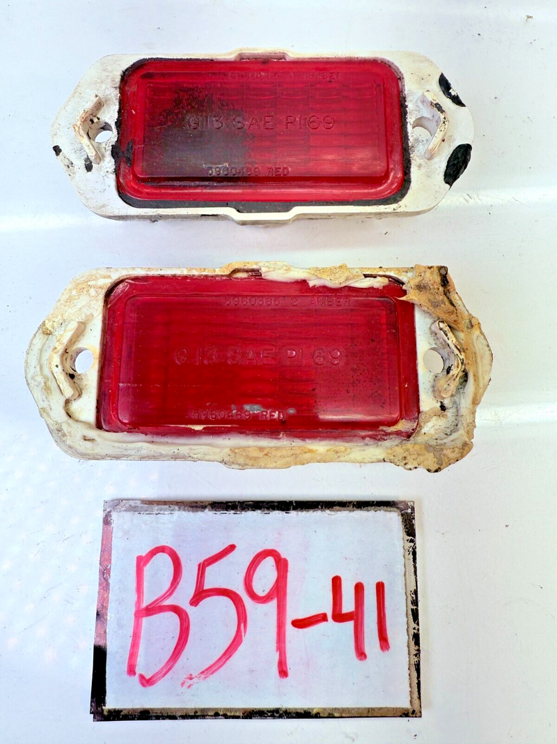 OEM 1969 Camaro RS SS Z/28 Yenko Chevelle Malibu REAR MARKER LAMP LIGHT B59-41