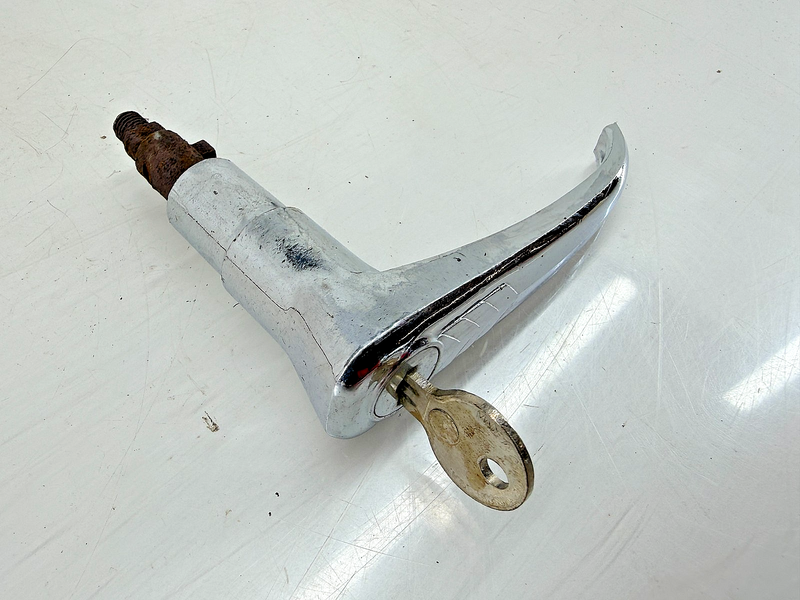 1939 1940 1941 BUICK PONTIAC OLDS REAR TRUNK LID LOCKING HANDLE ROD RAT C34-30
