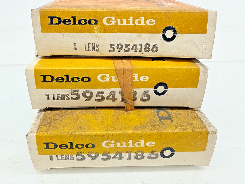 (1) NOS 1963 Chevrolet Impala Tail Light Lens 5954186 SAE STDB 6 C70-23