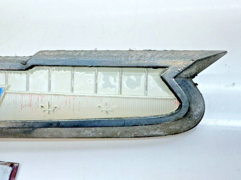 OEM 1958 CHEVROLET PASSENGER 6 CYLINDER HOOD EMBLEM 3750379 B75-35