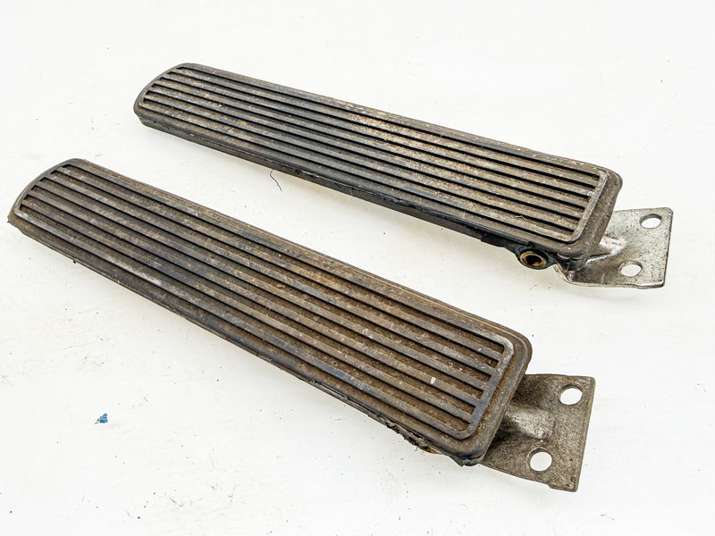 (1) OEM 1955 - 1957 CHEVY BEL AIR ACCELERATOR PEDAL PAD GM 3711379 C77-78