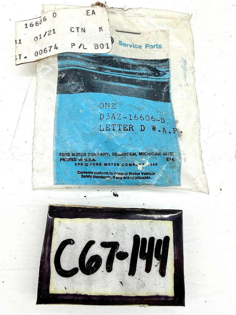 NOS 1973 1974 FORD GALAXIE EMBLEM LETTER "D" D3AZ-16606-D C67-144