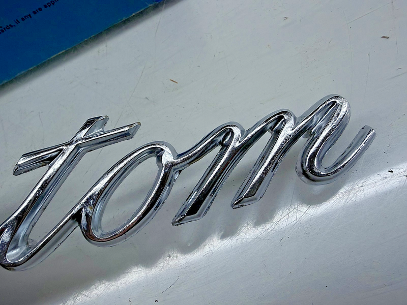 NOS 1969 1970 FORD F100 F250 F350 GALAXIE CUSTOM EMBLEM C9AB-62291B62-C C56-15