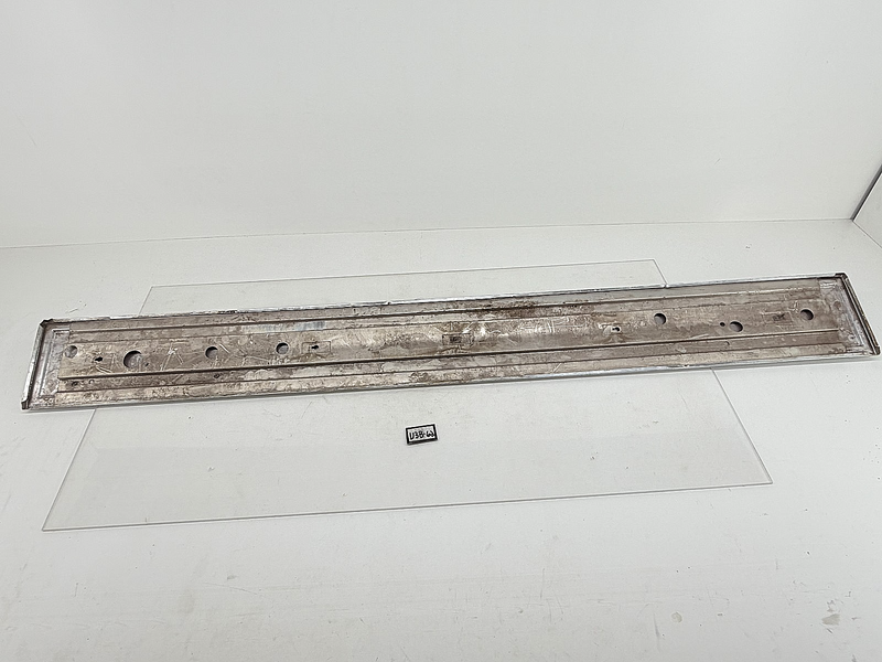 OEM 1981 - 1991  CHEVY K5 BLAZER TRIM PANEL MOLDING TAILGATE BAND U3B-62