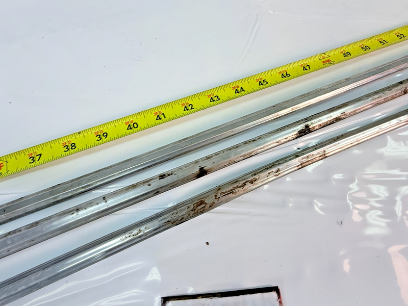 OEM 1960 IMPALA CONVERTIBLE 2 DOOR Quarter PAINT DIVIDER TRIM MOULDING LOT S1-59