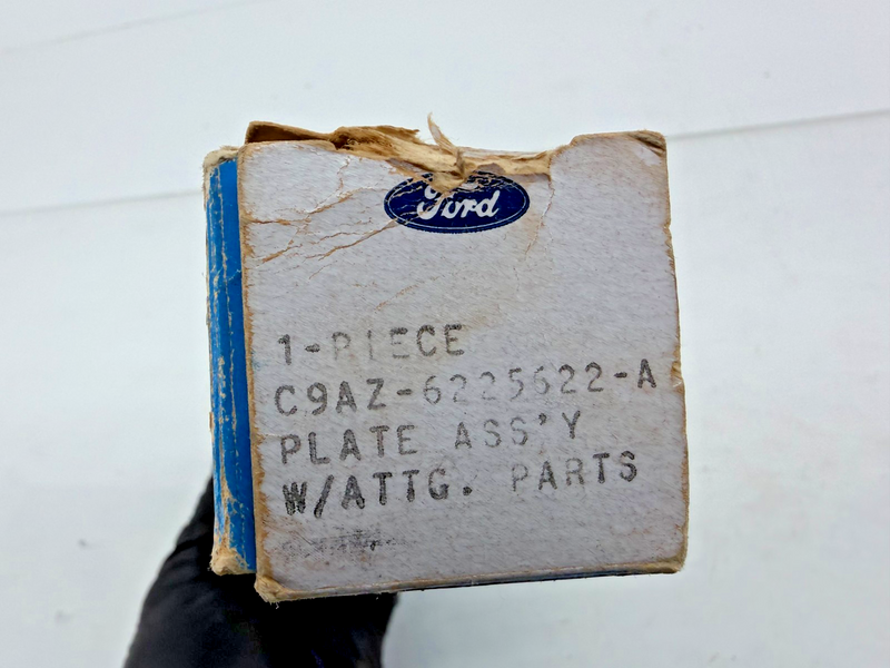NOS 1969 1970 FORD F100 F250 F350 GALAXIE CUSTOM EMBLEM C9AB-62291B62-C C56-13