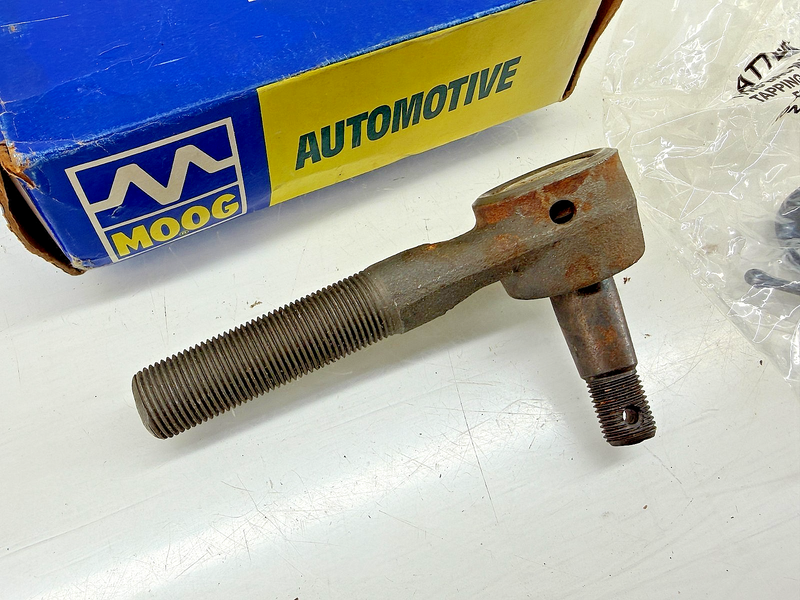 NOS 1984 - 1990 Jeep Cherokee Wrangler Steering Tie Rod End ES2223R C18-66