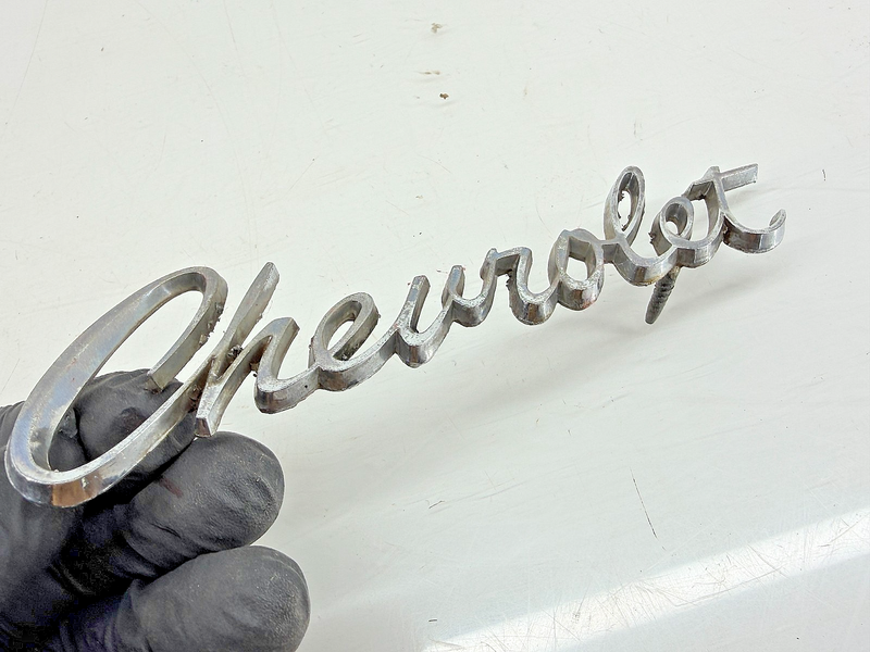 OEM  1966 1967 1968 Chevrolet Emblem Badge Script Pair E9-117