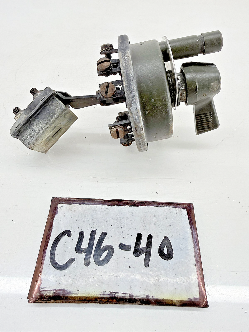 Original Ford GPW Willys MB Headlight Rotary Switch Gabriell Lyon 55325 C46-40