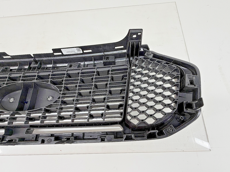 OEM 2019 - 2023 FORD RANGER GRILLE ASSEMBLY FRONT CENTER GRILL KB3B-8350-AE U5B