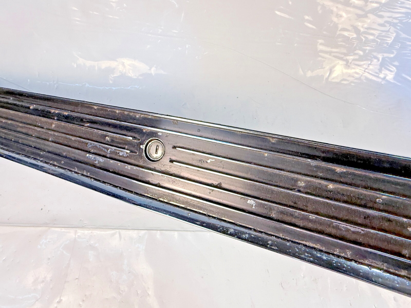 OEM 1962 Pontiac Grand Prix Tail Panel Trunk Lid Molding Trim Cover Emblem U3B-4