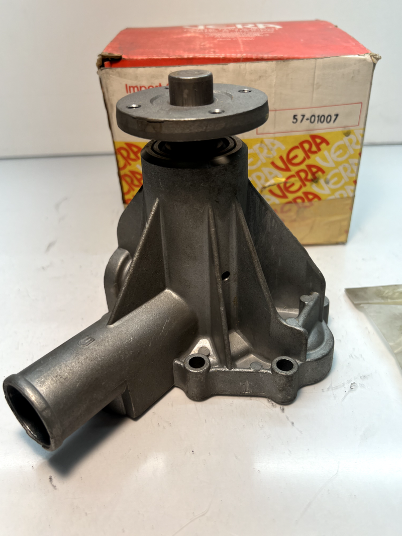 NOS GMB 74-89 Volvo 760 340 360 240 Sedan Wagon Water Pump 2.0 2.3L 275619 C3-9