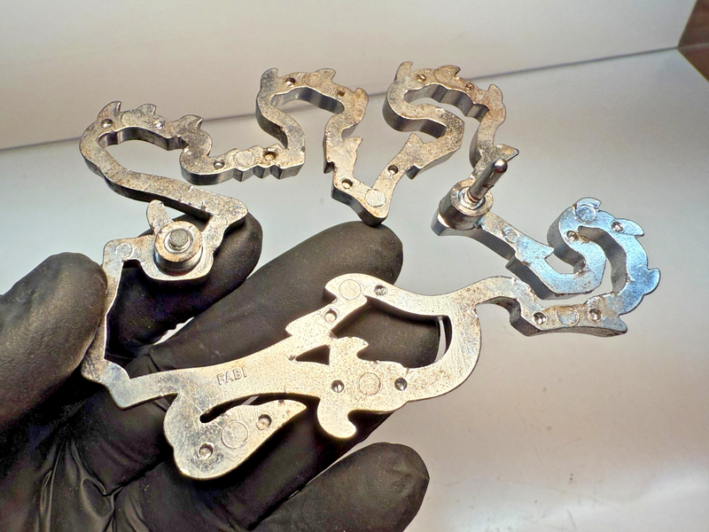 RARE VINTAGE OEM 1970's PEUGEOT METAL LION EMBLEM B32-41z