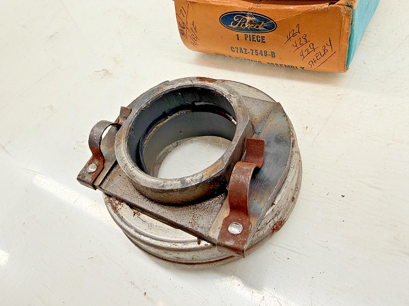 NOS 1967 Ford Mustang Boss 429 Shelby Hub & Bearing Assembly C7AZ-7548-B C61-28