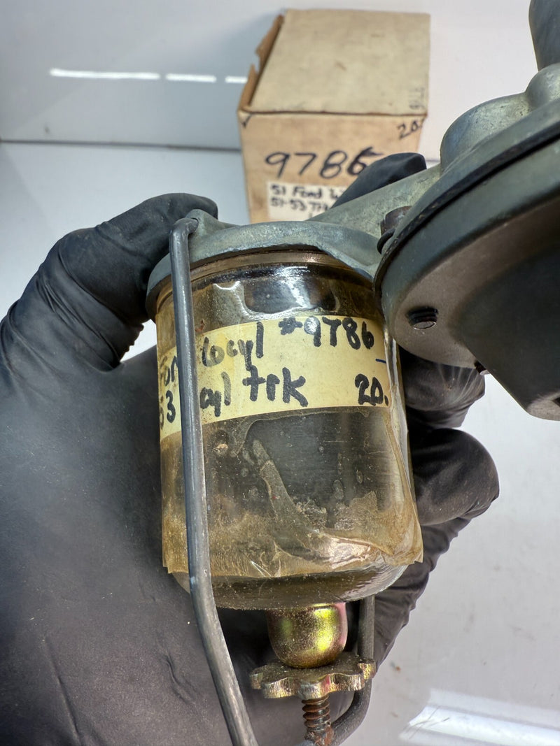 NORS 1951 - 1953 Ford Truck 6CYL FUEL PUMP L HEAD ENGINE 9786 51 52 53 F-17