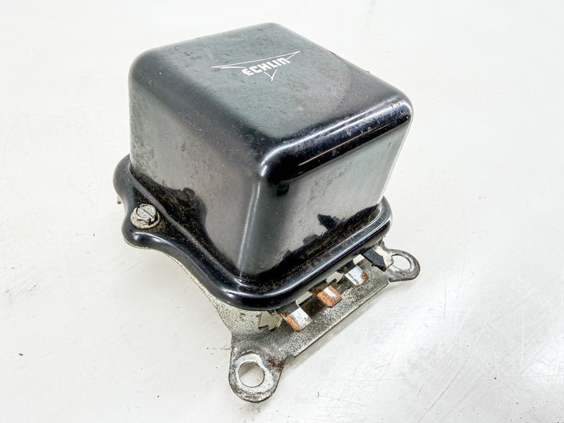 Vintage ECHLIN VOLTAGE REGULATOR VR-142 C47-84