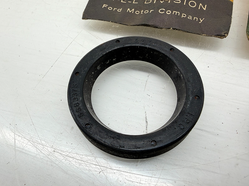 NOS 1956 - 1958 Lincoln Continental Steering Gear Housing Oil Seal B6LY-3591-A