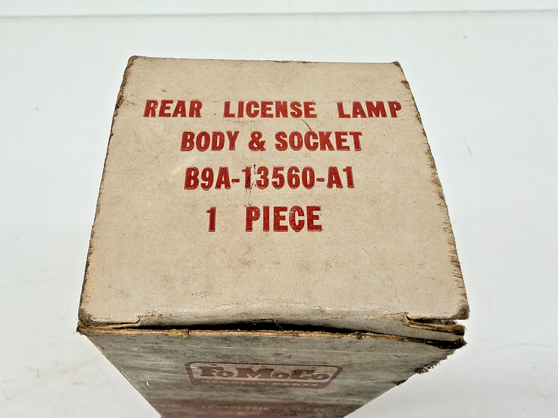NOS 1959 - 1963 Ford Galaxie Rear License Lamp Body & Socket B9A-13560-A1 C70-28