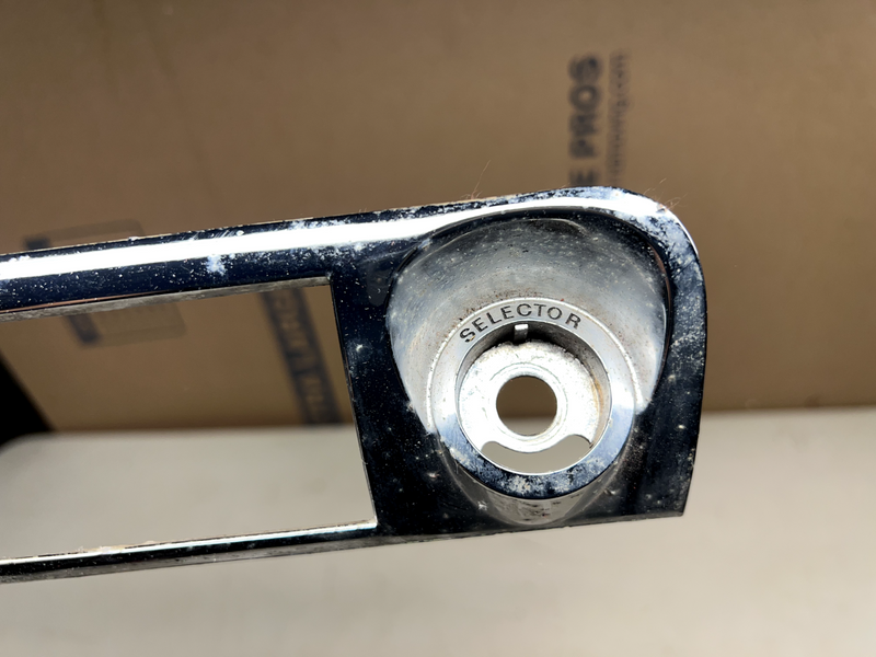 1959 1960 Chevy Impala GM Chrome Radio Face Plate Trim Bezel 3755305 B22-2